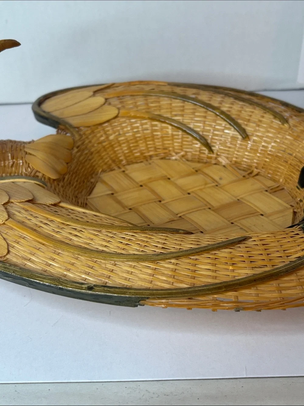 N/A handwoven crane